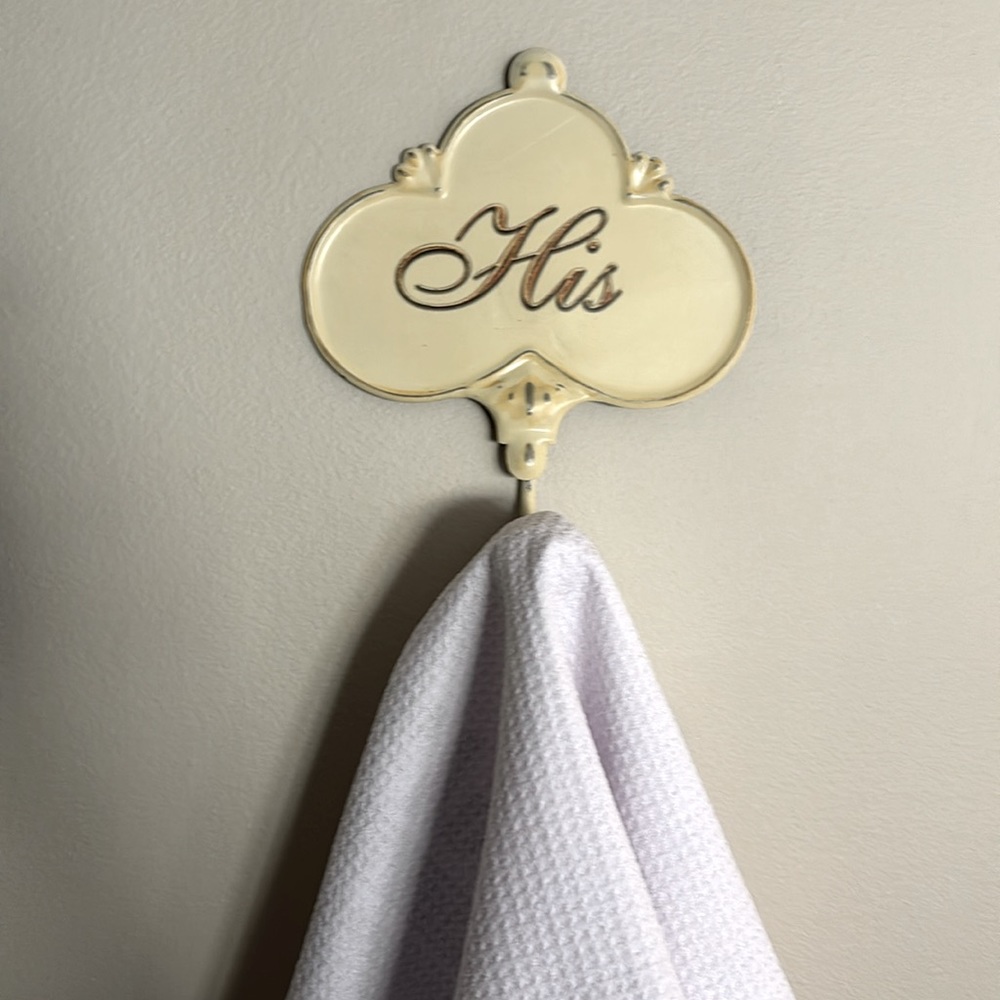 His & Hers Towel/ Robe Hooks Metal and porcelain - Picture 6 of 6
